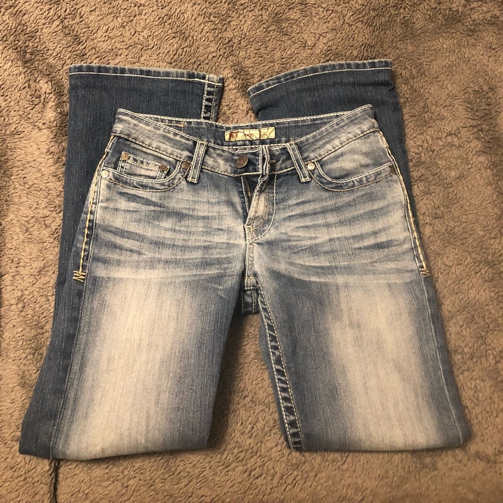 LAST DAY 🎉 BKE KATE BOOT STRETCH JEAN